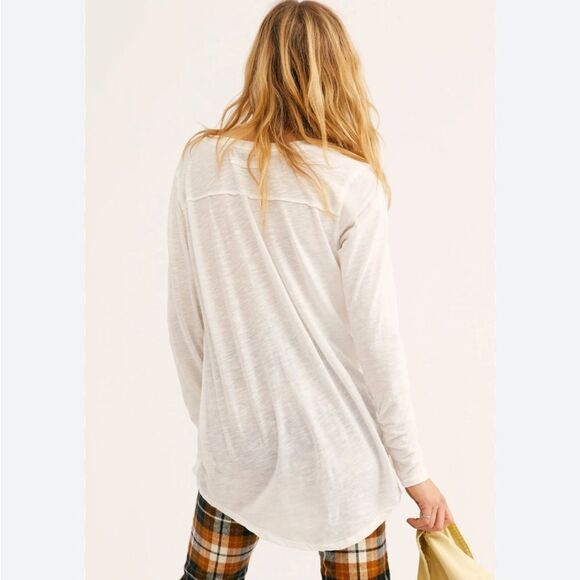 We the free Betty white tunic Tshirt with pocket Medium NWT - Picture 7 of 8